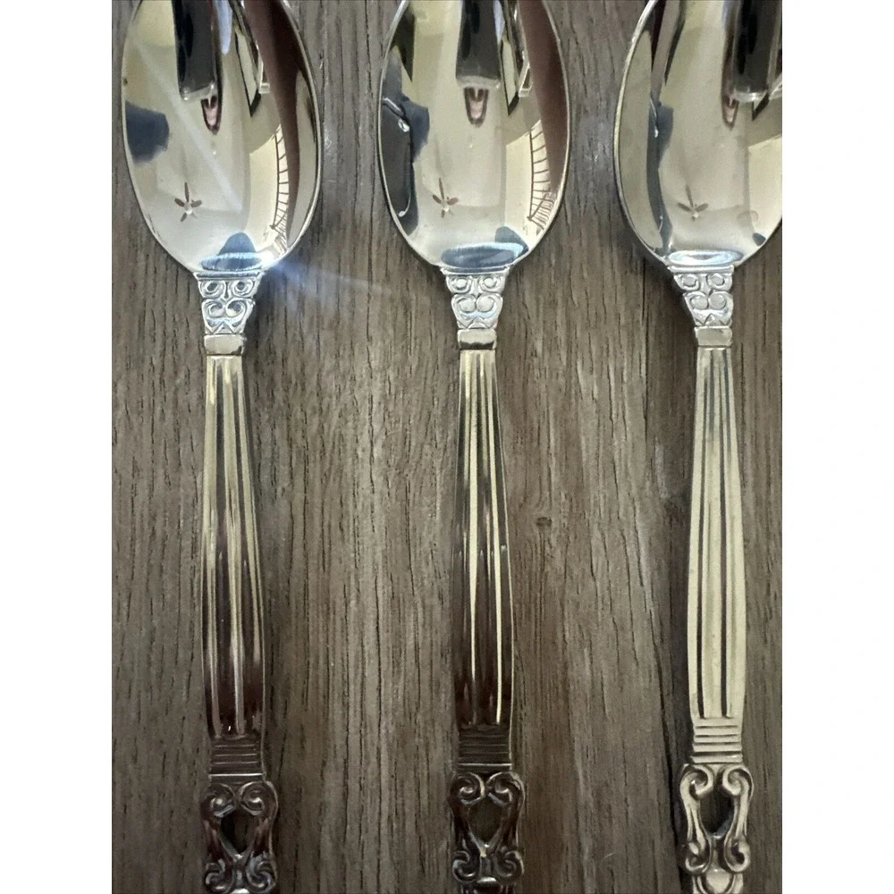 4 Towle‎ Stainless Steel 18/10 KING GUSTAV Teaspoons China